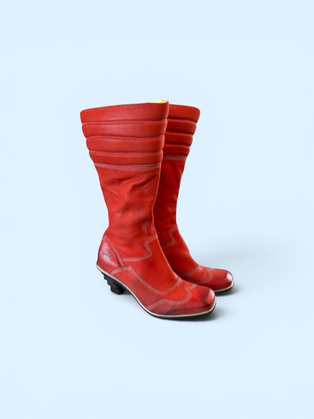 Eject boots  size 6.5 . Wore once